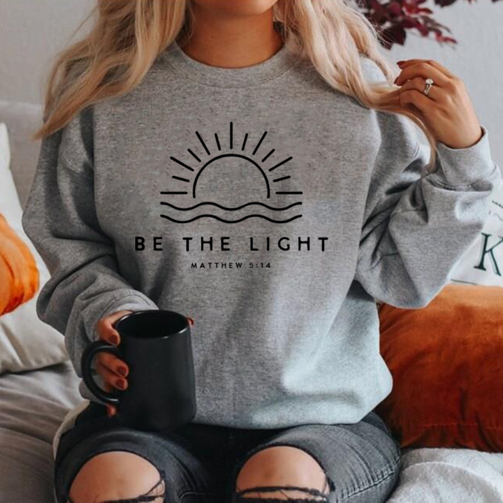 Daisy - Stylish Sweater ‘Be The Light’